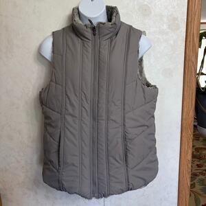 Mo-Ka Gray Reversable Faux Fur Quilted Puffer Vest Quiet Luxury Ski Cabincore XL